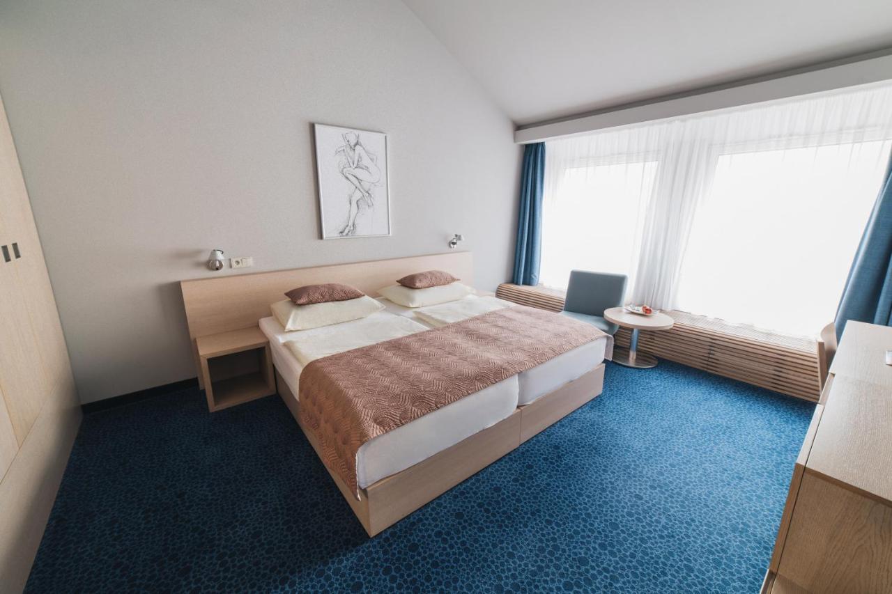 Hotel Split Kadaň Стая снимка